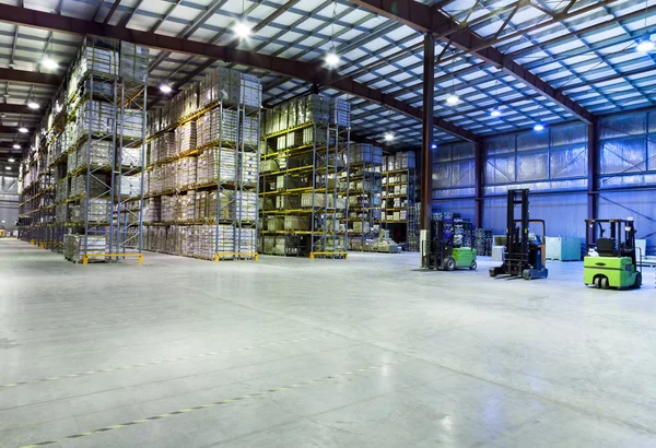 depositphotos_23149362-stock-photo-large-warehouse